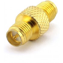 CONNETTORE COASSIALE ACCOPPIATORE RP-SMA FEMMINA