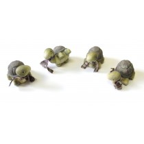 SIMPATICA TARTARUGA CON SCIARPA IN TERRACOTTA ARTIGIANALE 4 MODELLI A SCELTA